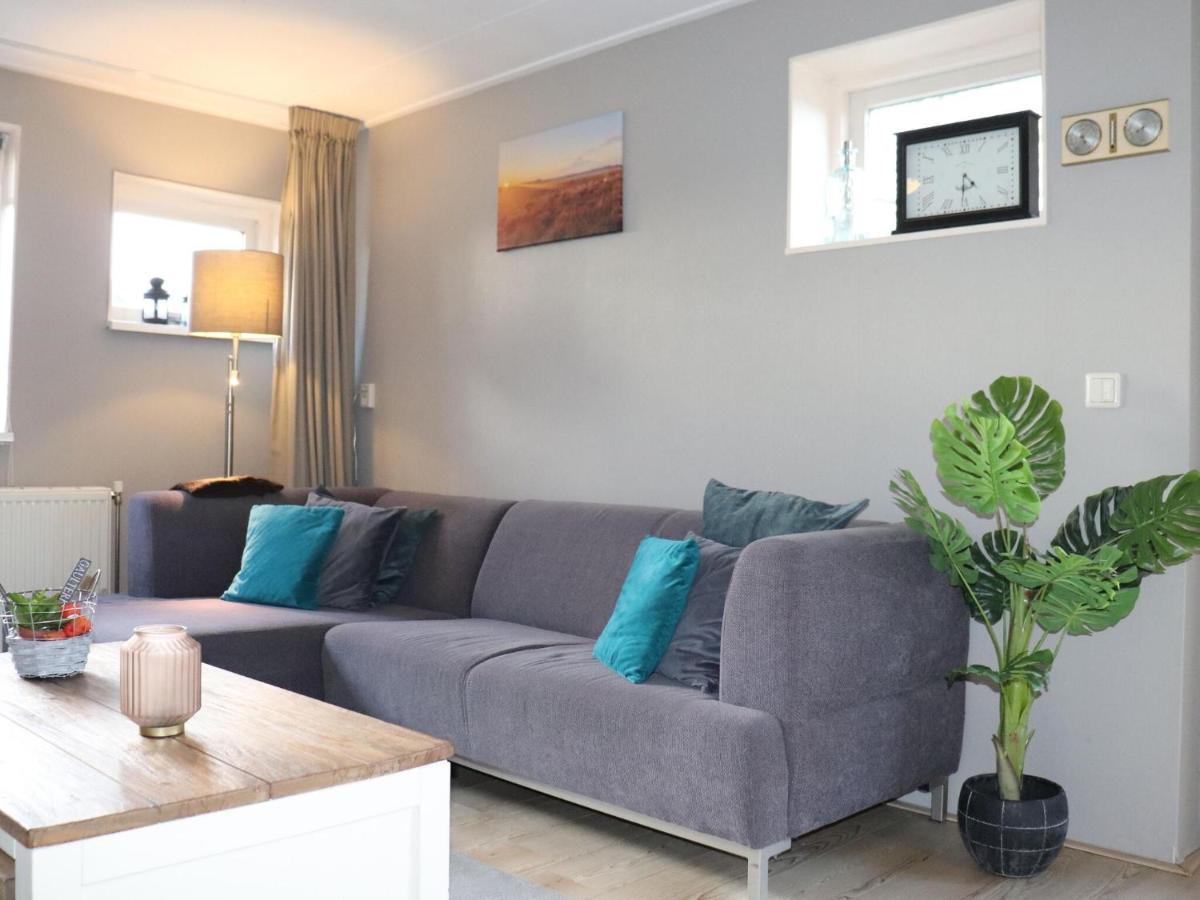 Fine Holiday Home In Donkerbroek Bagian luar foto